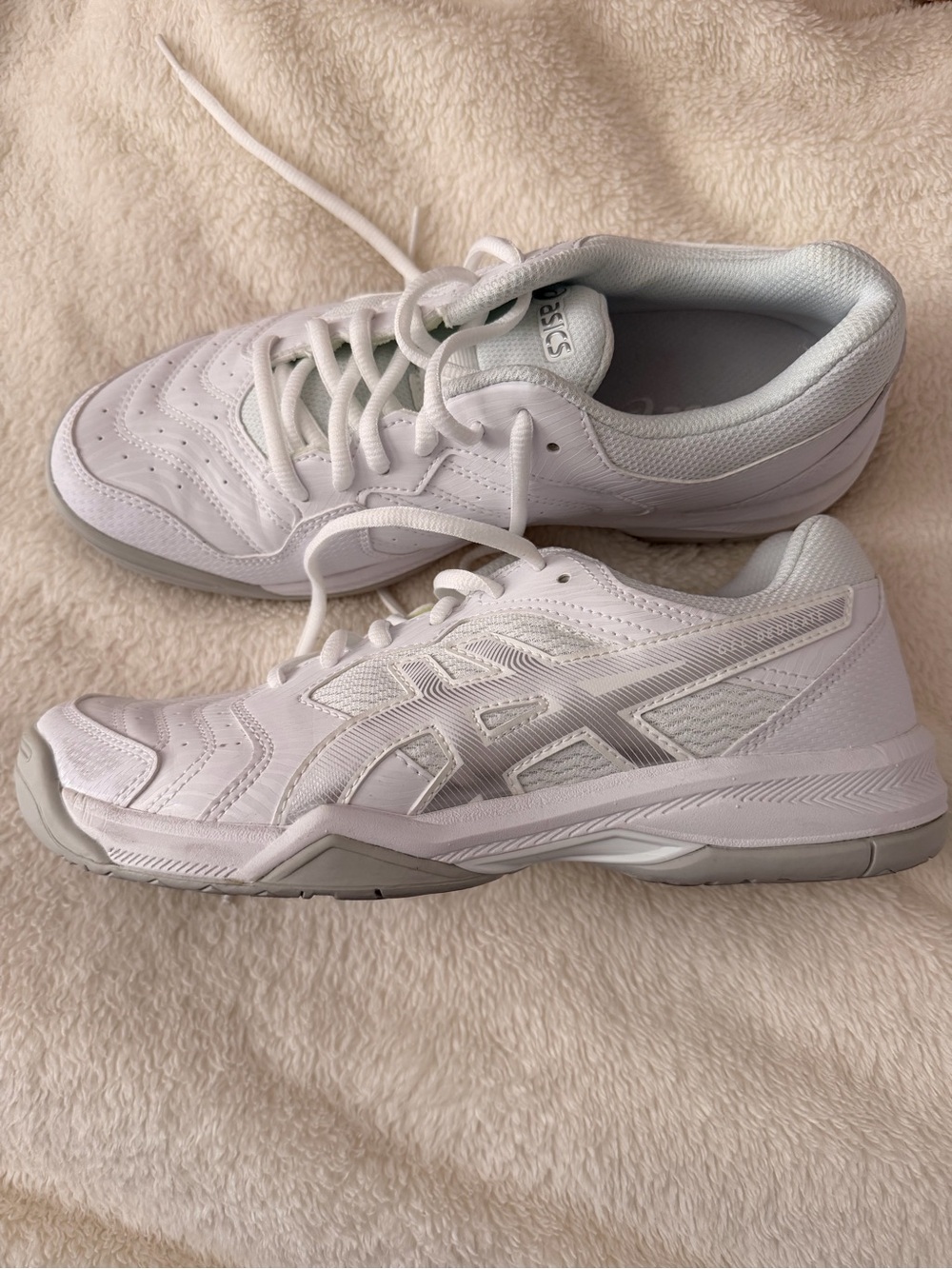 ASICS Women's White Athletic Training Sneakers